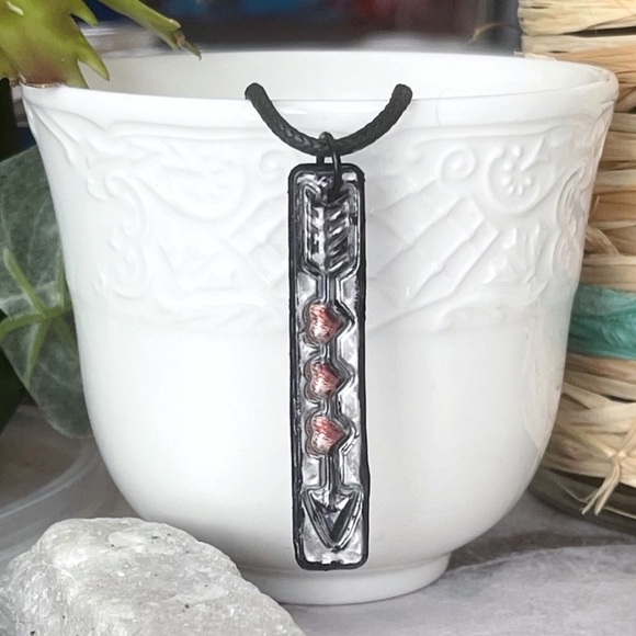 5 For $25💫Silver Arrow
3-DHeart Pendant Necklace - Picture 4 of 5